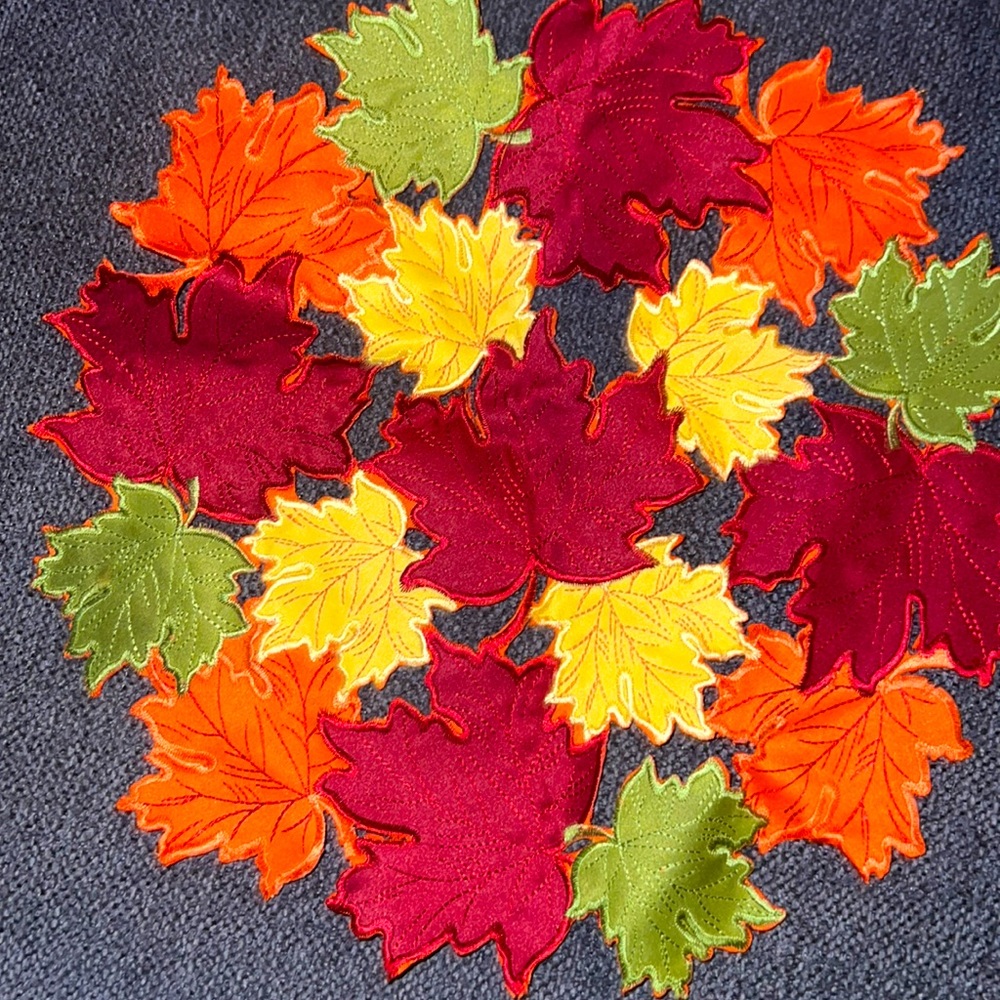 Six table mats fall